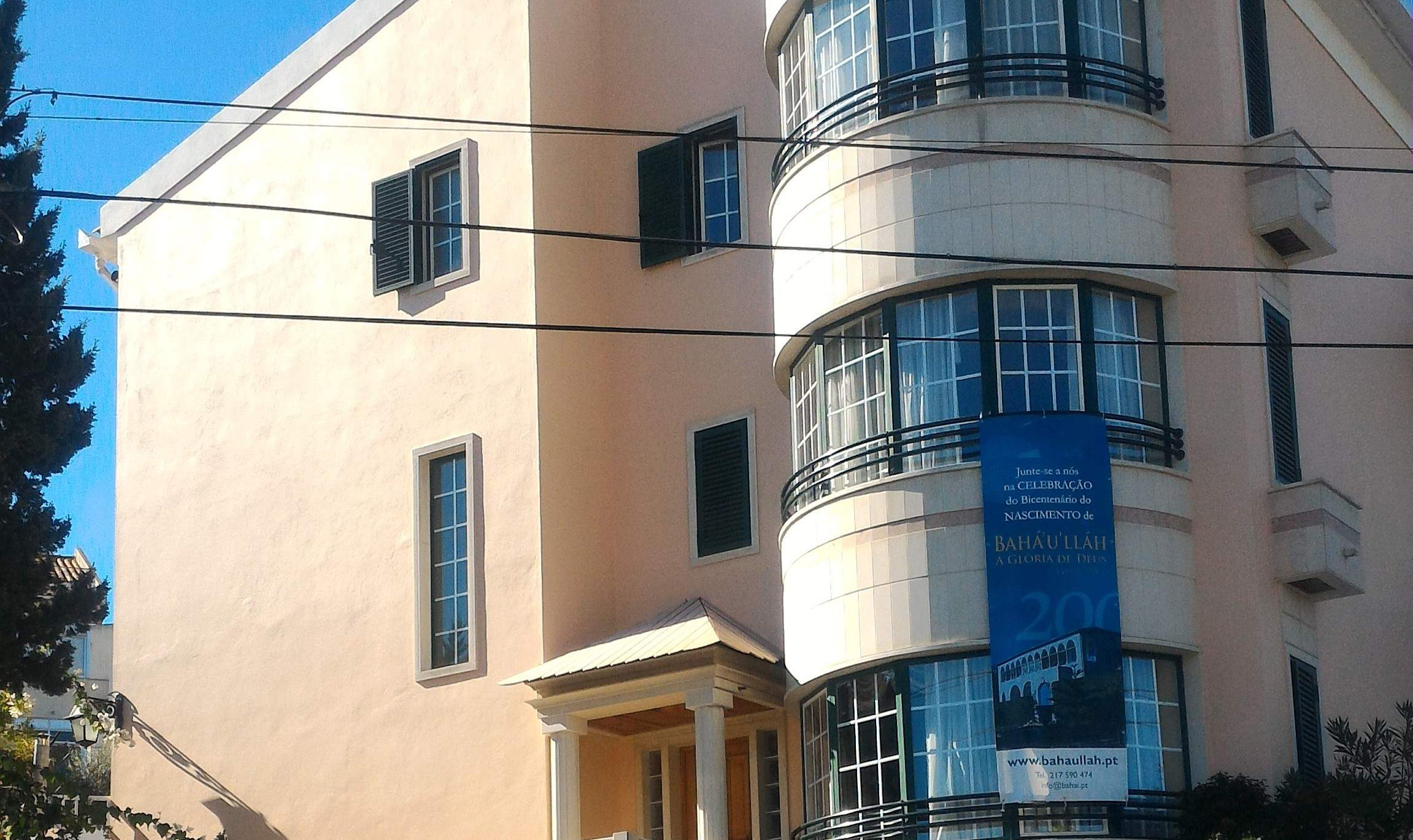 Pintura de fachadas de edifícios Oeiras